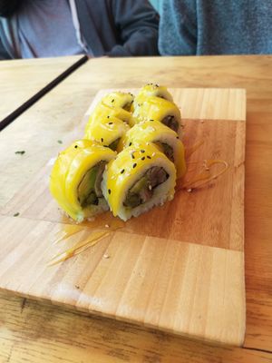 Sushi de regalo por mi cumpleaños   at Kambo Vegan Sushi in Santiago