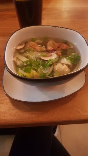 Vorsuppe mit Teigtaschen at Com Chay in Mannheim
