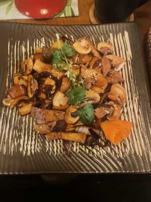 Mushroom, Tofu and rice 🍚  at Com Chay in Mannheim