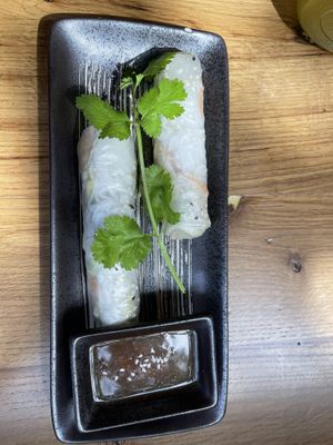 Rolls with Hoi Sin sauce  at Com Chay in Mannheim