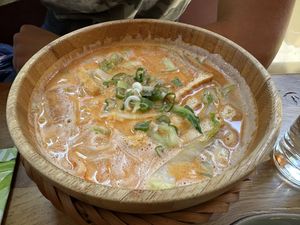 No. 24 My Quang - Trad. zentralvietnamesische Reisnandnudelsuppe mit Seitan, Shiitake, Morcheln, frischem Gemüse, Kokusnussmilch, und extra Tofu  at Com Chay in Mannheim