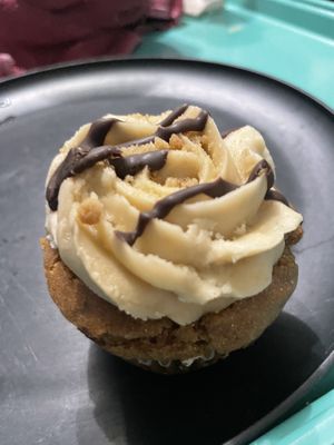 Pumpkin 🧁 cupcakees at Jennifer Lee's Gourmet Bakery in Worcester