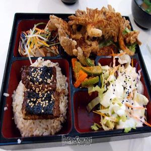 Harmony bento set at Loving Hut - International Plaza in Central Singapore