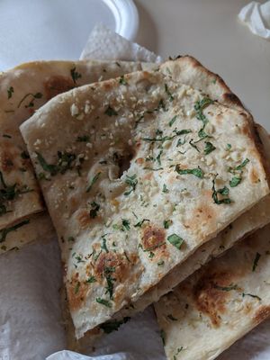 Garlic naan at Indian Kitchen in Central Singapore