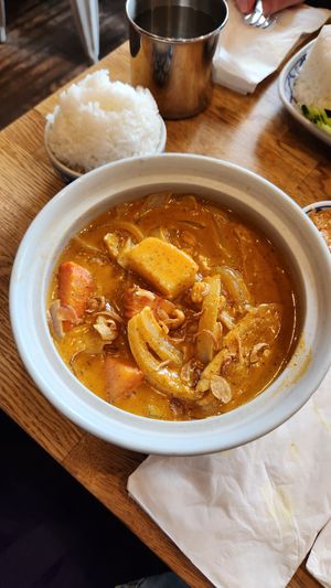 Massaman with daring chicken at Glur in New York City