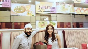 Great foods
 at Cafe Salivation in Central Singapore