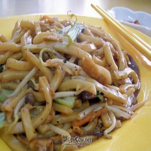 Fried Fresh Mushroom Noodle (Flat Udon) SGD$4
 at Yi Xin Vegetarian - Ang Mo Kio in North Singapore