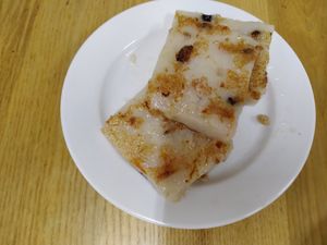 Fried lomaikai at Yuan Xiang Vegetarian Food 圆香素食馆 - Changi in Central Singapore