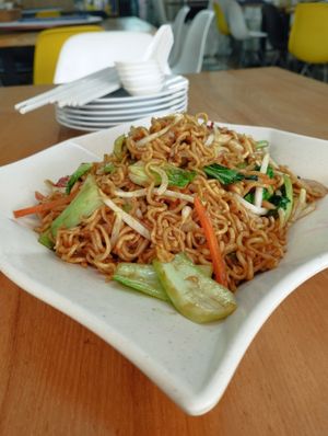 Hong Kong Noodle  at Yuan Xiang Vegetarian Food 圆香素食馆 - Changi in Central Singapore