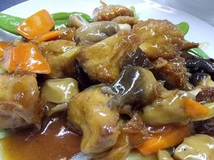 assorted mushrooms with carrots  at Yuan Xiang Vegetarian Food 圆香素食馆 - Changi in Central Singapore