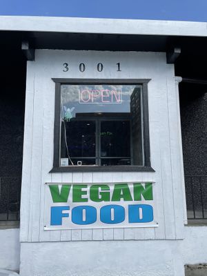 Outside  at The Bayside Cafe in Everett