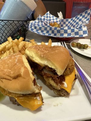 Western burger is their best burger 🤤  at The Bayside Cafe in Everett