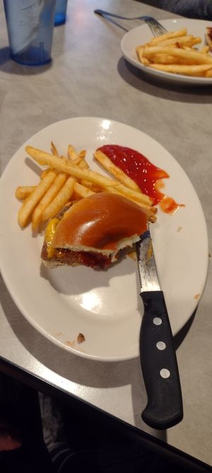  at The Bayside Cafe in Everett