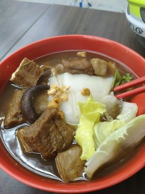 Kway chap $6.50 at Tian Yuan 田园健康食品 in Central Singapore