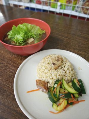 Kway chap with rice 粿汁配饭 at Tian Yuan 田园健康食品 in Central Singapore