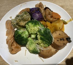 It’s hard to make a buffet plate look nice!  at Ahimsa Buffet 無肉食 in New Territories