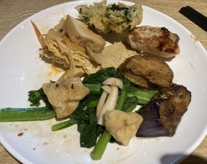 But it was very tasty    at Ahimsa Buffet 無肉食 in New Territories