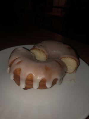 Vanilla donut at Veganzza in Istanbul