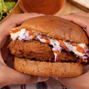 Spicy Buffalo Chik’n Burger at Nosh Cravings in Doha