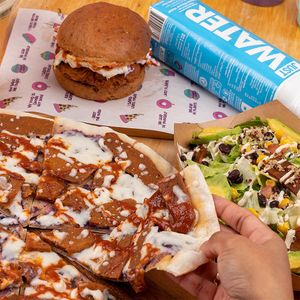 Buffalo Chik’n Ranch at Nosh Cravings in Doha