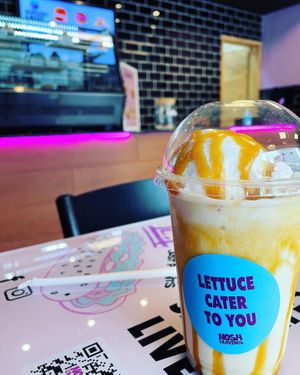 Caramel sea salt milkshake  at Nosh Cravings in Doha