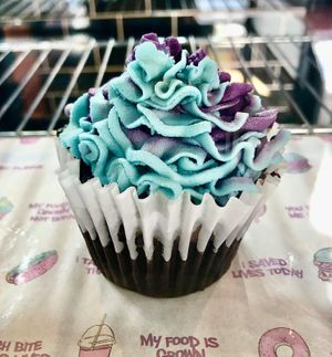 Chocolate cupcake at Nosh Cravings in Doha