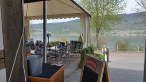 View at Seepintli in Sutz-lattrigen