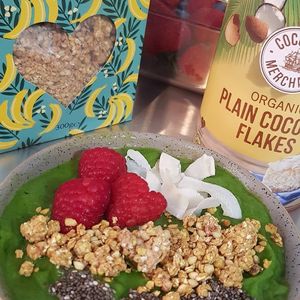 Green smoothie bowls at Goodness in Henfield