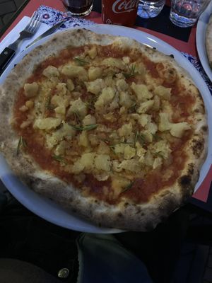 Pizza patate at La Zoccola del Pacioccone in Amsterdam