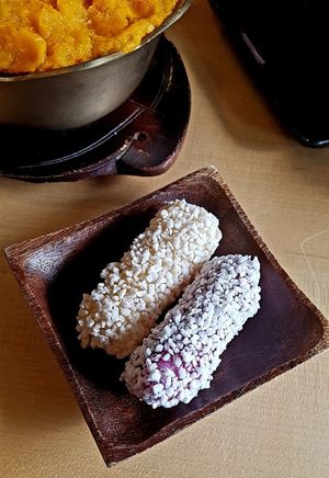 Yugwa (vegan) at Suyeon Sanbang Tea House in Seoul