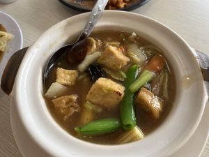 Tofu and veg soup based dish   at Pey Teik 培德娘惹素食馆 in Taiping