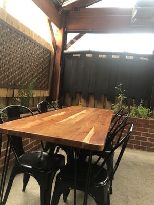 Courtyard at Mamma Says in Fairfield