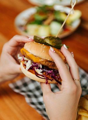 'Chicken' Burger at Mamma Says in Fairfield