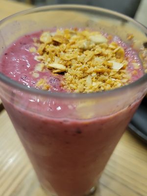 Berry smoothie at Plantiful - Plant-based Cafe in Bangkok