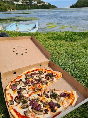 Oh lala pizza at Liola Foods in Sedgefield