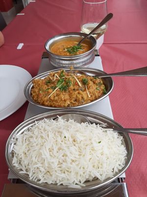 Rice and 2 currys comes to about 18 euros at Namaste in Peniscola