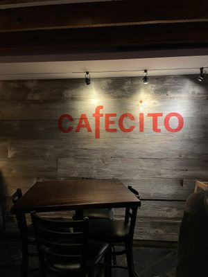 Vaca frita plate and pan con bistec sándwich   at Cafecito in Chicago