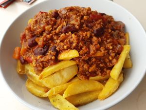 Vegan chilli and chips at Charlie's in Margate