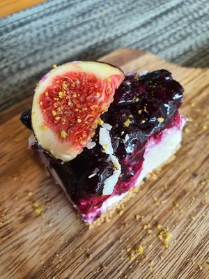 Blueberry cheesecake ~ Circuit Breaker Period Phase 2 at Da Mamma in Central Singapore