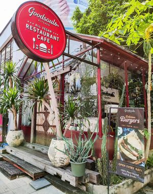 Front Entrance at Goodsouls Kitchen in Bangkok