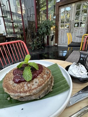Pancakes 🥞 😋 #Veganuary at Goodsouls Kitchen in Bangkok