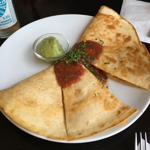 Vegan quesadillas at Rootz in Berlin
