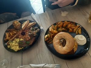 English breakfast (left) and hang over brunch (right) at Lucifer Lives in Brussels