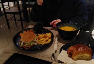 Soupe potiron coco et burger et pain au chocolat at Lucifer Lives in Brussels