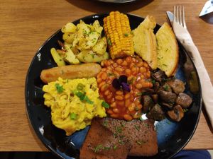 English breakfast at Lucifer Lives in Brussels