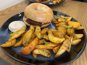 Burger et son faux bacon avec frites   at Lucifer Lives in Brussels