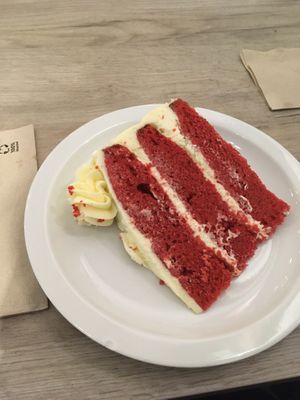 Red velvet cake with non-dairy creamcheese topping   at Lucifer Lives in Brussels