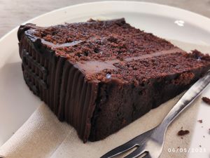 Yum at Lucifer Lives in Brussels