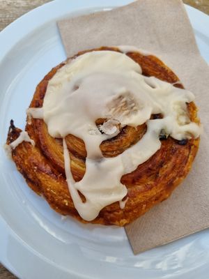 Cinnamon roll at Lucifer Lives in Brussels