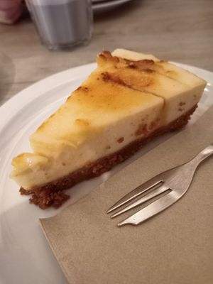 Cheesecake crème brûlée at Lucifer Lives in Brussels
